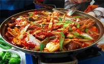 菏泽市最著名的美食小吃街在哪里