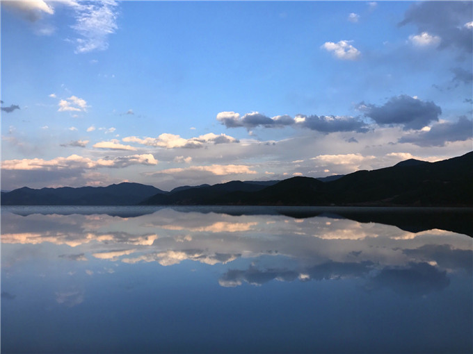 从丽江到泸沽湖一日游路线—泸沽湖旅游景点图片