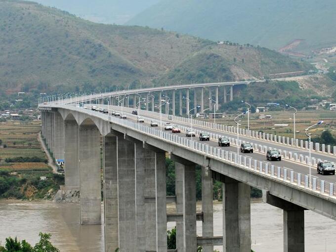 怒江大桥多高多长多宽_怒江大桥在哪个省哪个位置