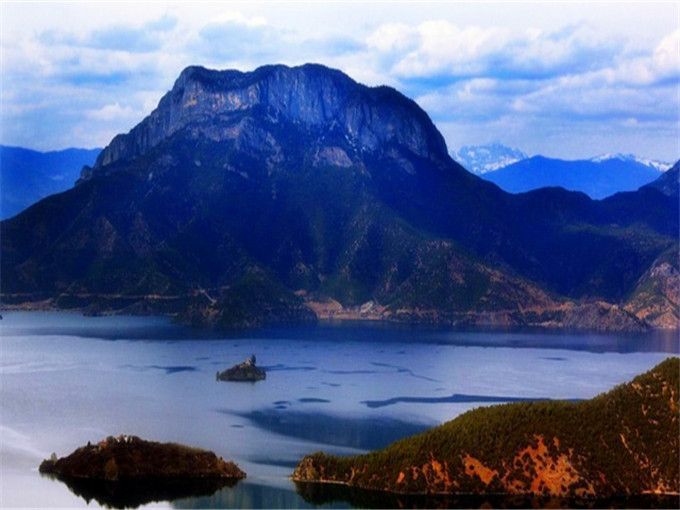 丽江泸沽湖大理七日游景点：泸沽湖