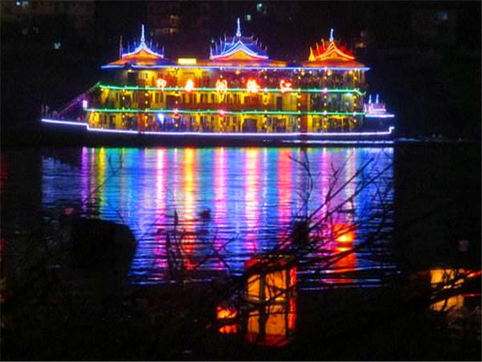 湄公河游船好玩吗游轮值得坐吗 景色