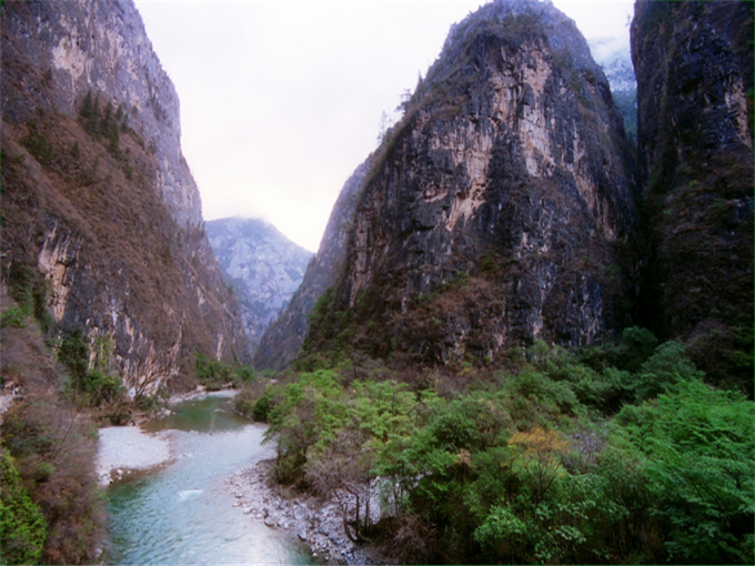 香格里拉巴拉格宗大峡谷门票团购 香格里拉巴拉格宗大峡谷景点特色