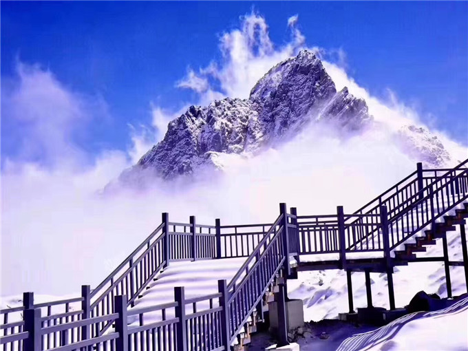 大理丽江香格里拉泸沽湖7日游 玉龙雪山景色