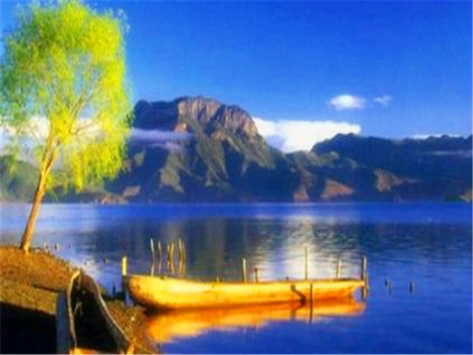 丽江香格里拉泸沽湖大理九日游景点：泸沽湖